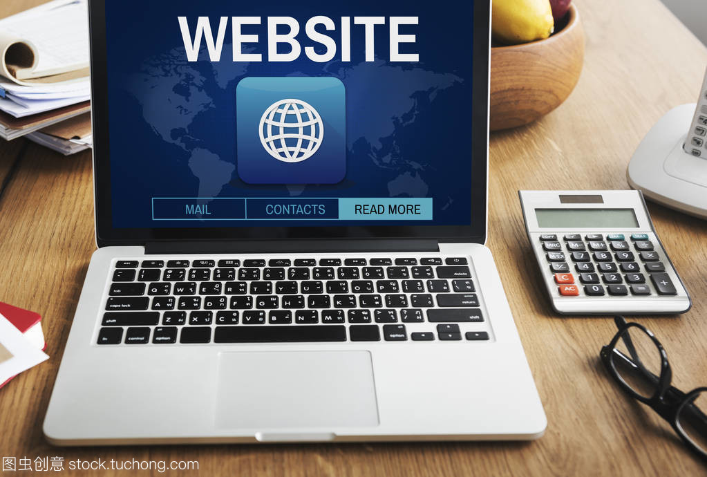 筆記本電腦屏幕上的文本與網頁設計 清晰易讀的用戶體驗之道